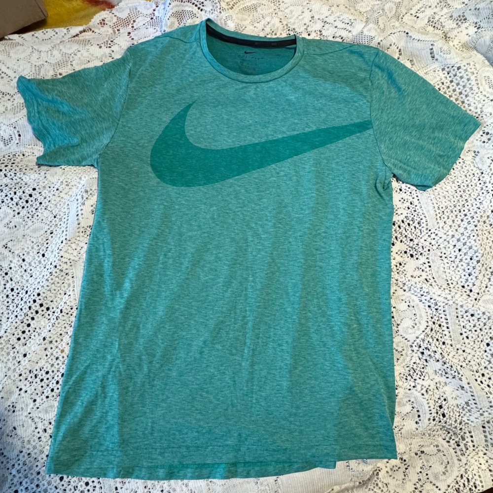 Nike Dri-FIT T-Shirt Mens Activewear Top Heathered Green Short Sleeve